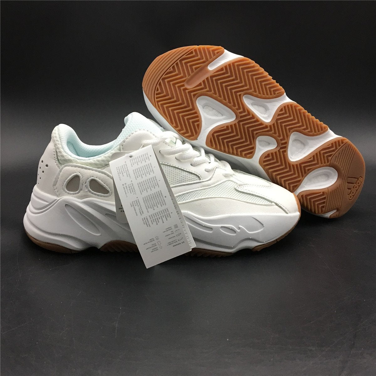 lovende ost Jeg vil have YEEZYs BOOST 700 Wave Runners White Gum – Hyperlissious-Store