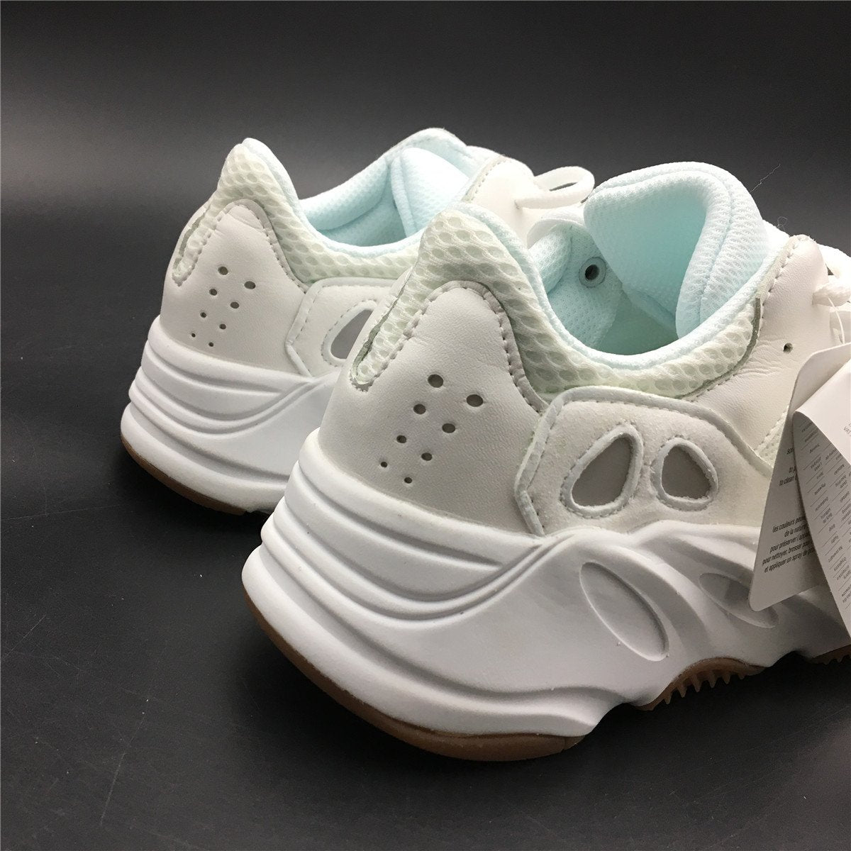 YEEZYs BOOST 700 Wave Gum – Hyperlissious-Store