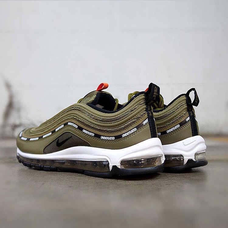 UNDEFEATED x NIKE AIR MAX 97 Olive